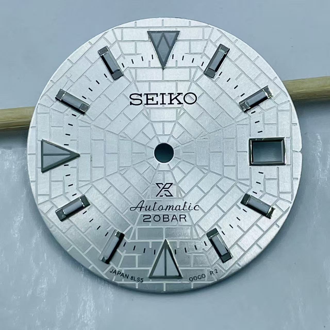 Custom SeikoDial gossip