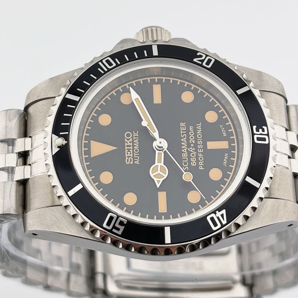 SeikoMod Submariner Vintage Black