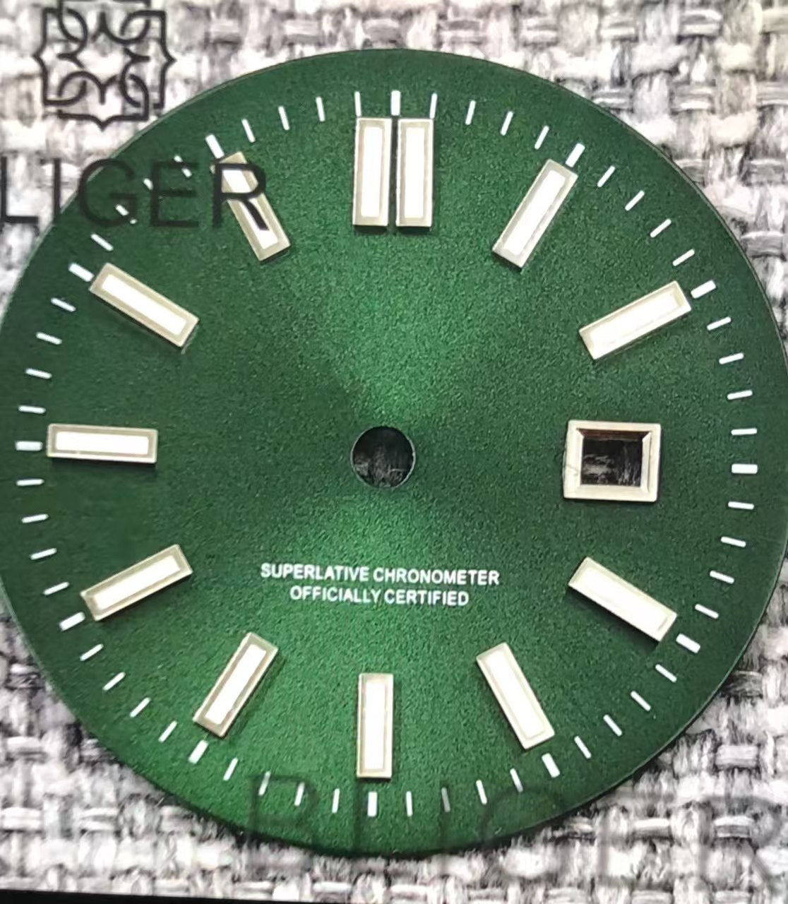 3custom watch 31mm date