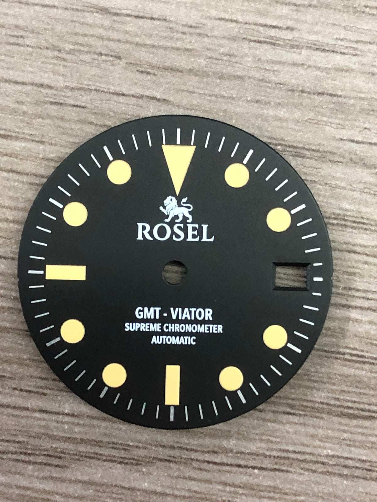 5Customized dial