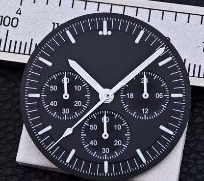 aquanautCase, plogo strap, o dial, no hands