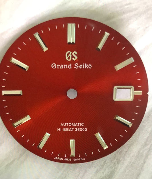 2 brown dials, 1 red