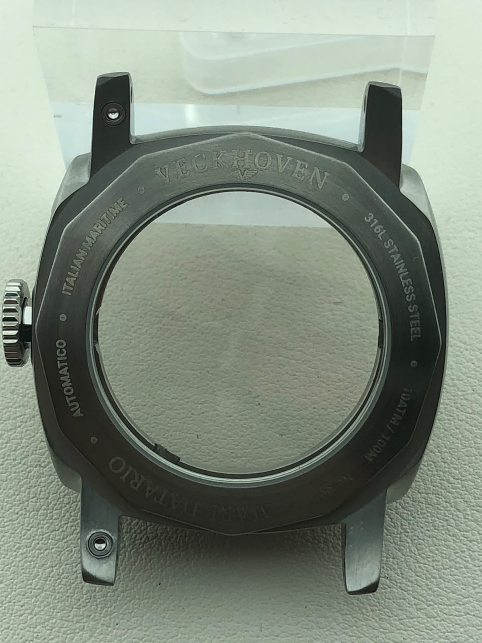 Custom watch, back cover engraved, no strap