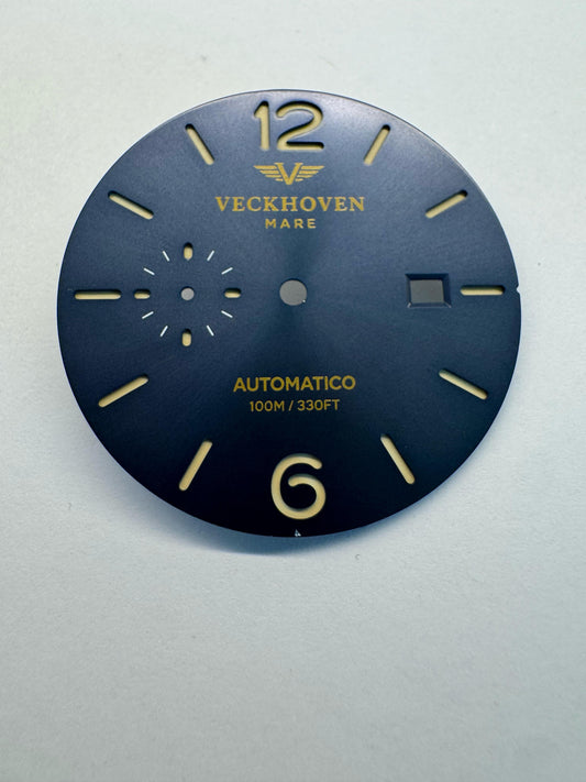 Custom watch, back cover engraved, no strap