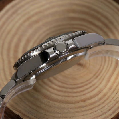 SeikoMod Submariner Hulk