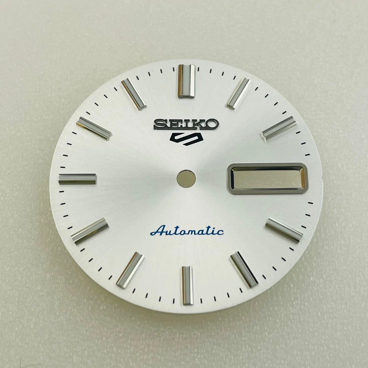 Custom SeikoDial Dual Calendar